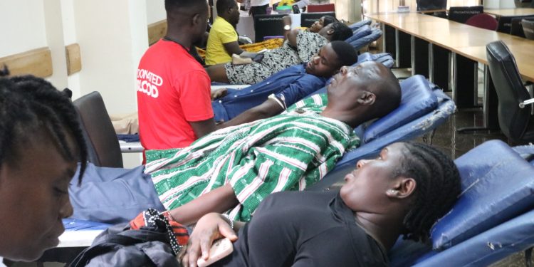  L’Église catholique du Christ-Roi organise une journée de dépistage sanitaire au Ghana